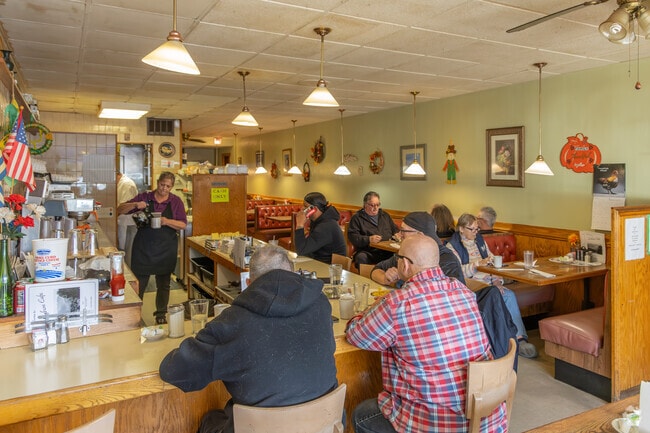 Lisbon Café serves classic diner food in St. Aemilian's.