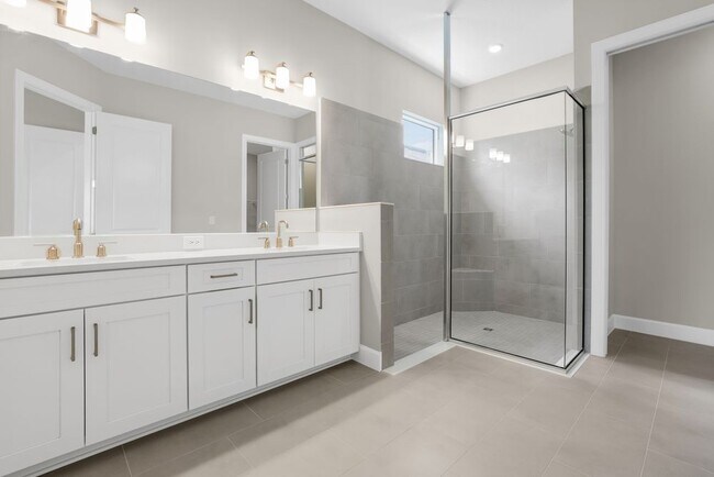 8100 Moonbeam Ave, Sarasota, FL 34241 - photo 6