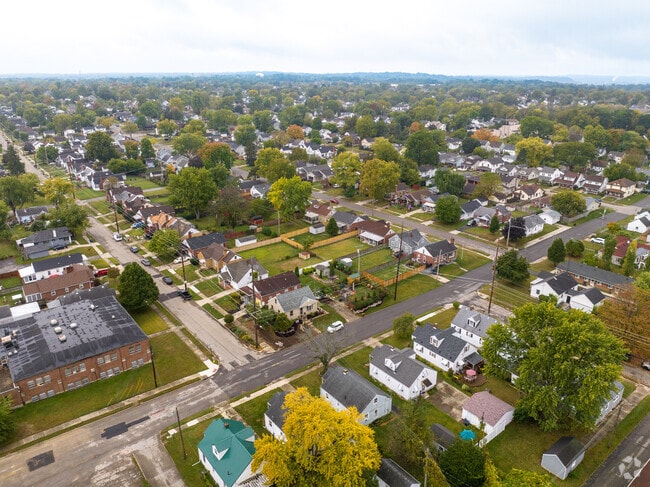 This Aerial view of Linden Heights shows the wide variety of housing available.