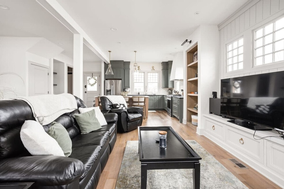 2435 N College Ave unit ID1303759P, Indianapolis, IN 46205 - photo 1