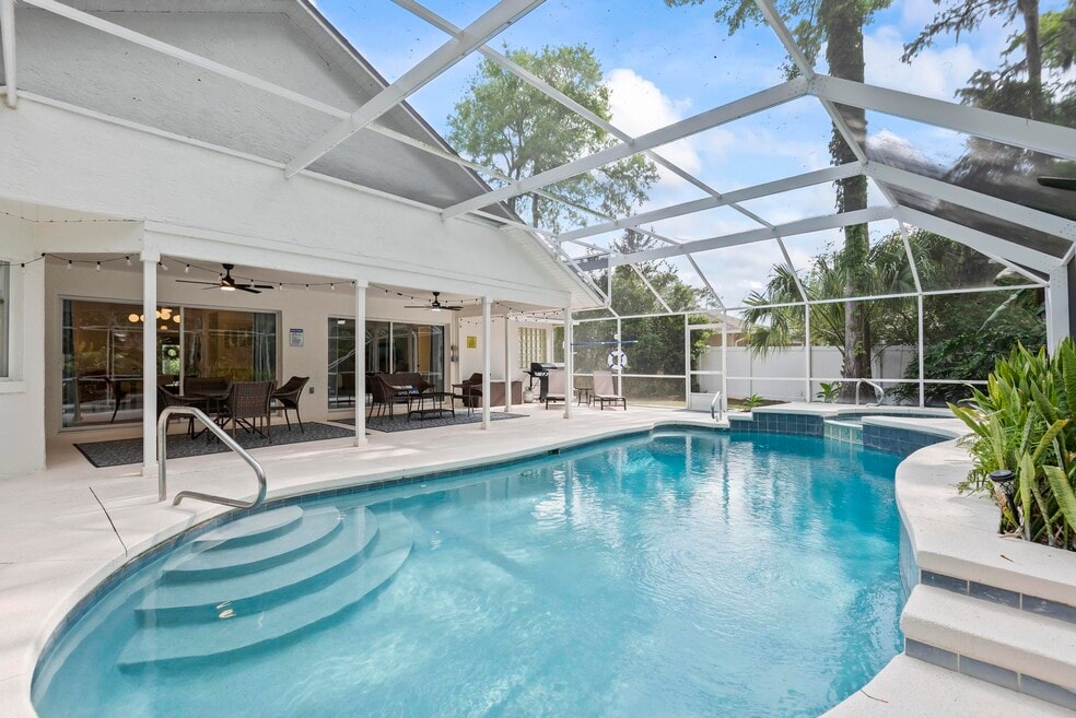 87 Parkview Dr, Palm Coast, FL 32164 - photo 1