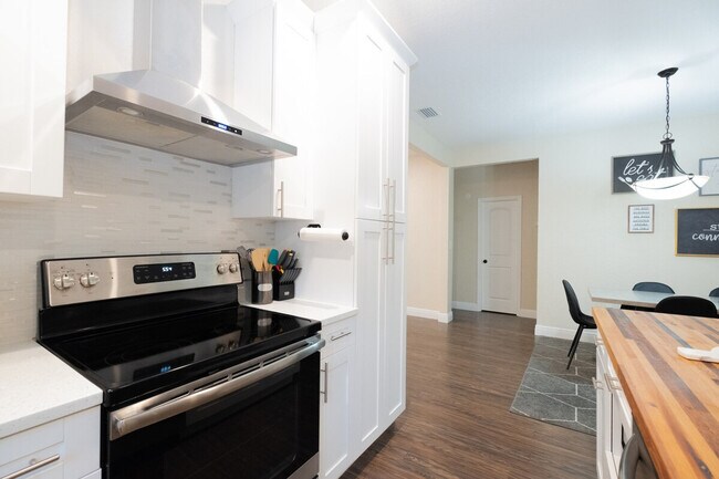 3409 N 12th St unit ID1244315P, Tampa, FL 33605 - photo 7