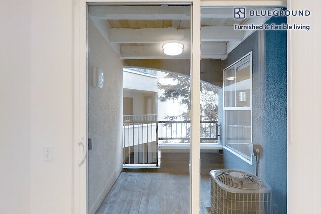 1257 Lakeside Dr unit FL3-ID10700A, Sunnyvale, CA 94085 - photo 4