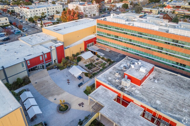 Oxford Elementary School provides safe education to students in Berkeley.