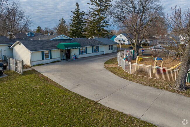 Fort Wayne's Pine Hill Country Day School is located at 2726 Lynn Ave.