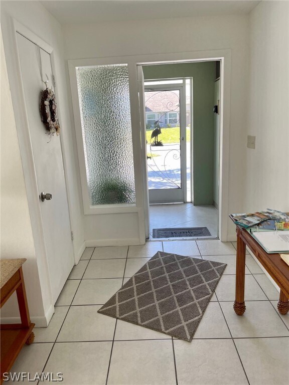 1207 SE 40th Terrace unit Side B Duplex, Cape Coral, FL 33904 - photo 6