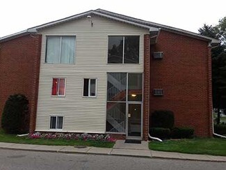 526 Pine St, Clio, MI 48420