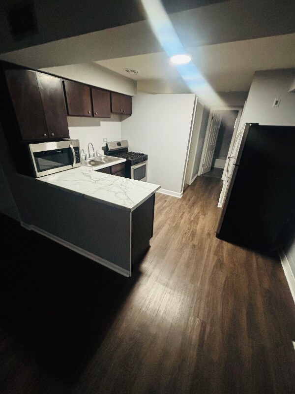 7830 S Yates Blvd unit 4, Chicago, IL 60649 - photo 2