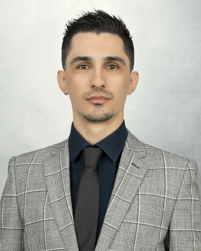 Agent Photo