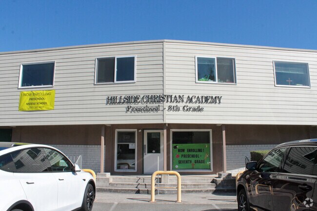 Hillside Christian Academy provides private education in the neighborhood of 
Sign Hill