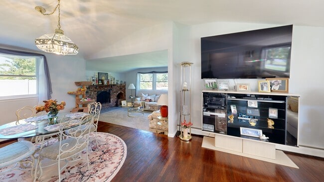 1 University Heights Dr, Stony Brook, NY 11790 - photo 3