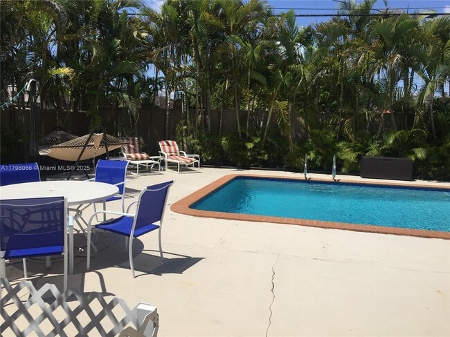 6810 SW 51st St, Miami, FL 33155 - photo 2