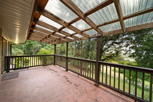 Covered tiled deck