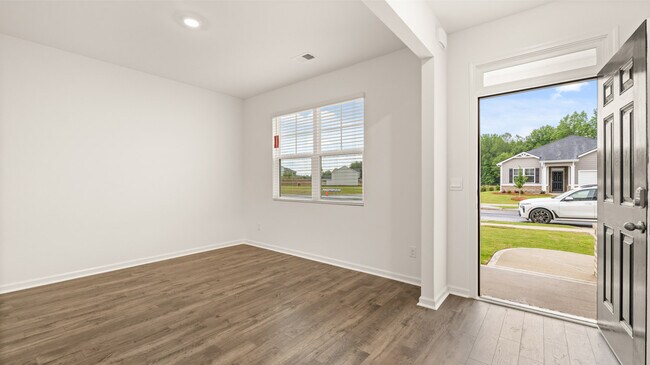 137 Townsend Ct, Griffin, GA 30224 - photo 7