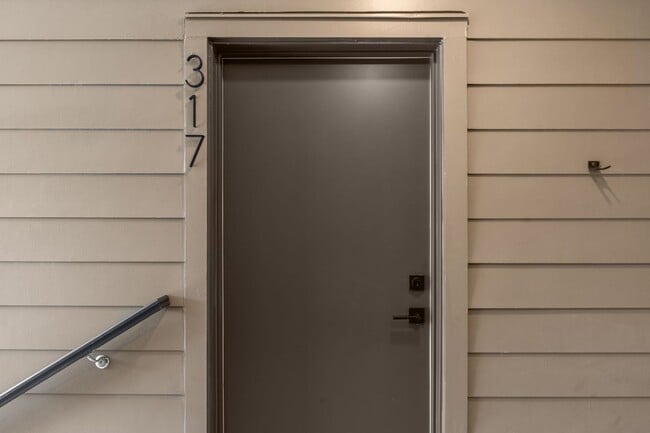 8417 SW 24th Ave unit 317, Portland, OR 97219 - photo 5