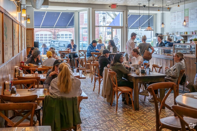 Sweet Pea's Baking Company is a very popular lunch spot in Old Greenwich.