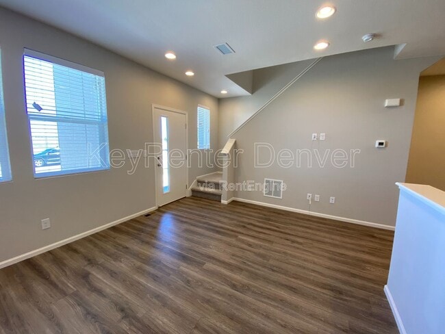 4725 Memphis St, Denver, CO 80239 - photo 4