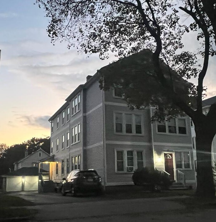 40 Fairfax Rd unit 2, Worcester, MA 01610 - photo 1