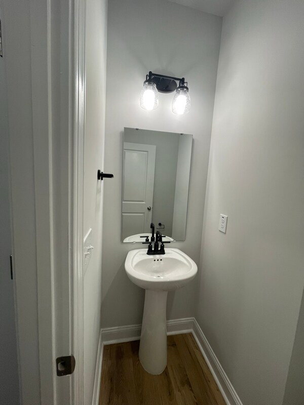 704 Sutherland Ct, Raeford, NC 28376 - photo 6