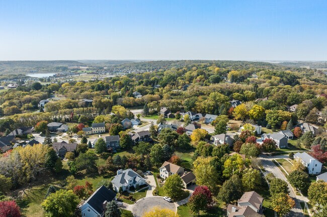 Foxcroft's tree-lined streets and modern homes create a peaceful suburban escape in Rochester.