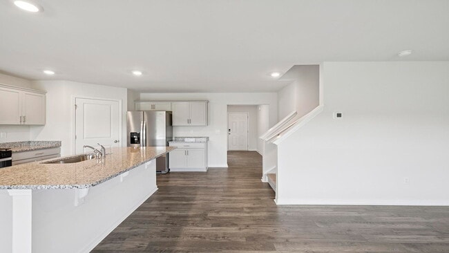 876 Wolverine Ln, Woodruff, SC 29388 - photo 6