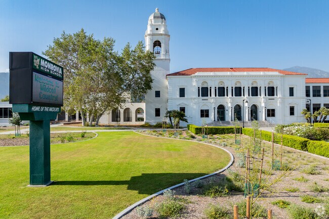 Monrovia High School received a Golden Apple Award for its exceptional teaching.