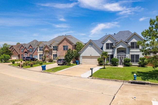 Mission Bend is a vibrant neighborhood located on the western outskirts of Houston, Texas.