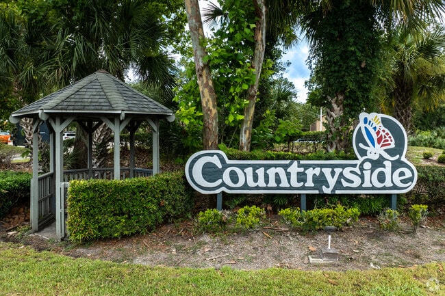 Countryside is a quaint and quiet neighborhood nestled in the heart of Port Orange.