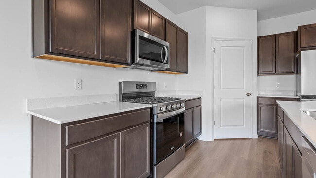 1451 Aspen Ln, Pingree Grove, IL 60140 - photo 6