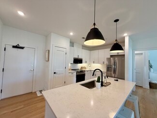 130 Rail Crossing Ln Unit 101, Charlotte, NC 28209