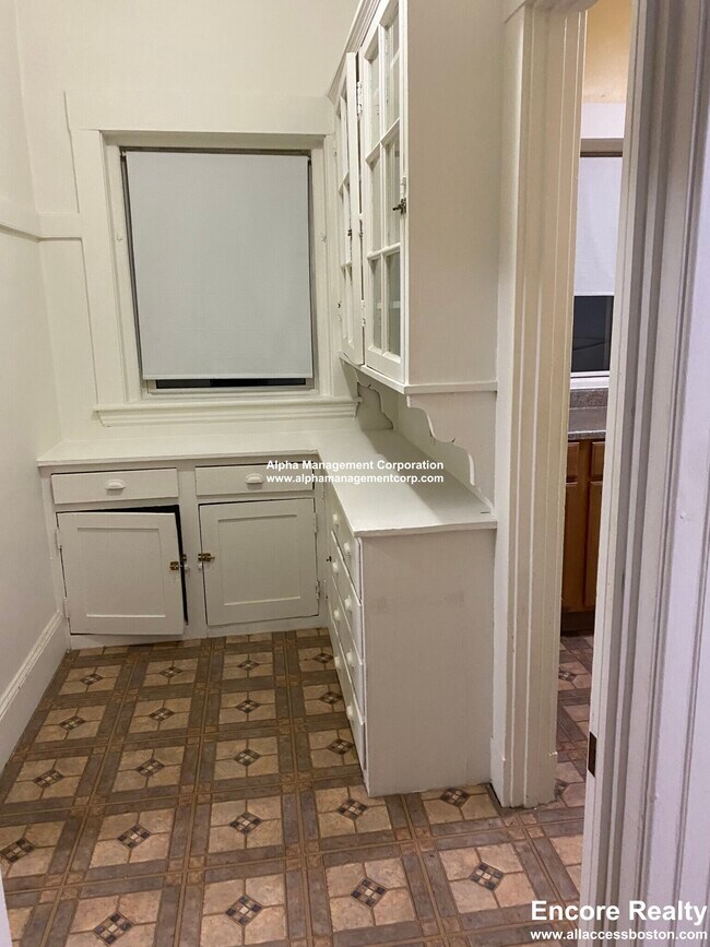 163 Summer St unit 25, Somerville, MA 02143 - photo 3