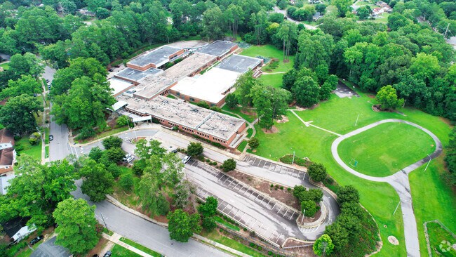 Bugg Elementary has plenty of outdoor recreation for students.