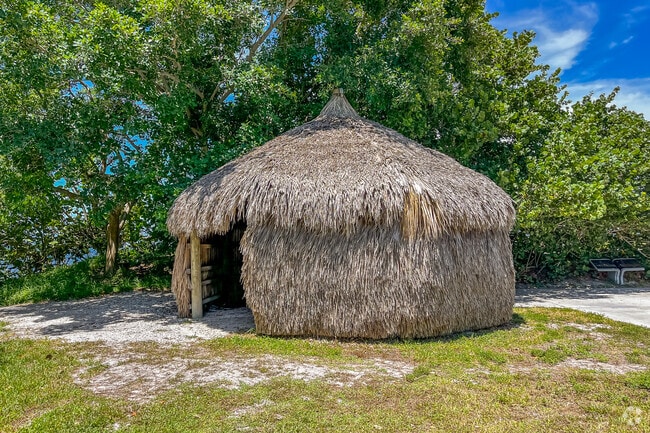 DeSoto National Memorial Park puts on live history programs about the American Indians.