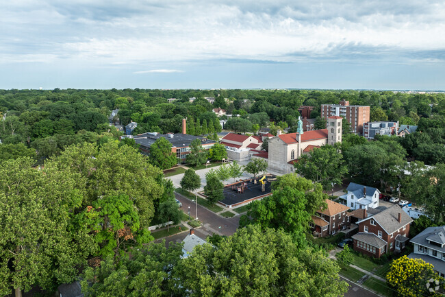Holy Cross Elementary is nestled in the heart of a residential neighborhood.