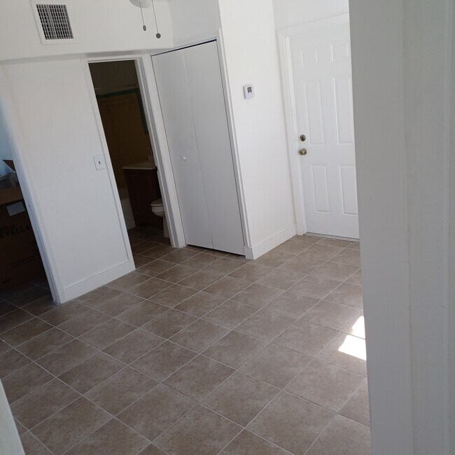 618 58th St unit A, West Palm Beach, FL 33407 - photo 5