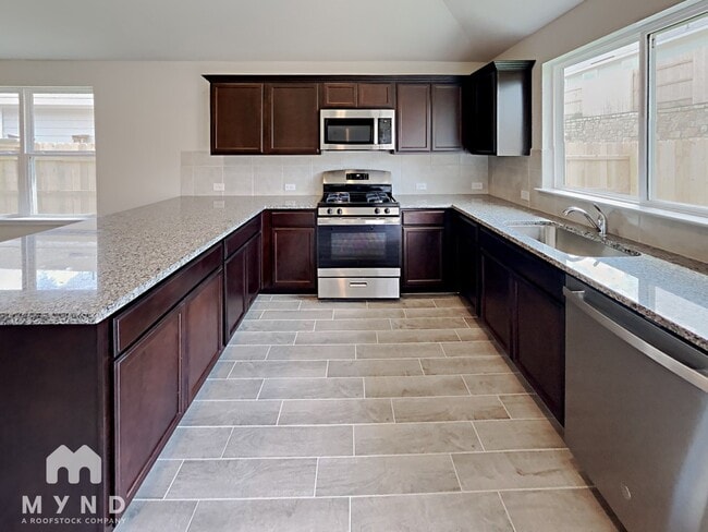 5621 Corso Ct, Austin, TX 78747 - photo 6