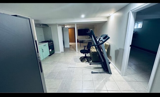 8337 Charlecote Ridge, Jamaica, NY 11432 - photo 2