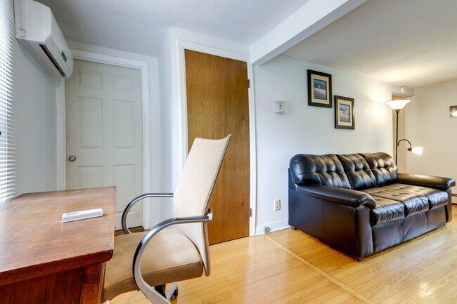 44 Lakewood Dr unit Lakewood, Coventry, CT 06238 - photo 7