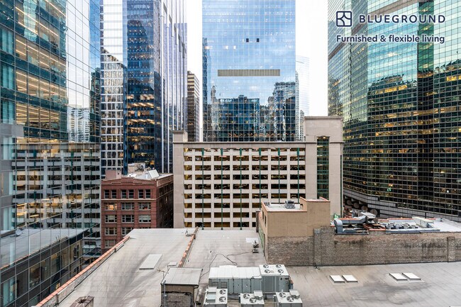 215 W Lake St unit FL12-ID1343, Chicago, IL 60606 - photo 6