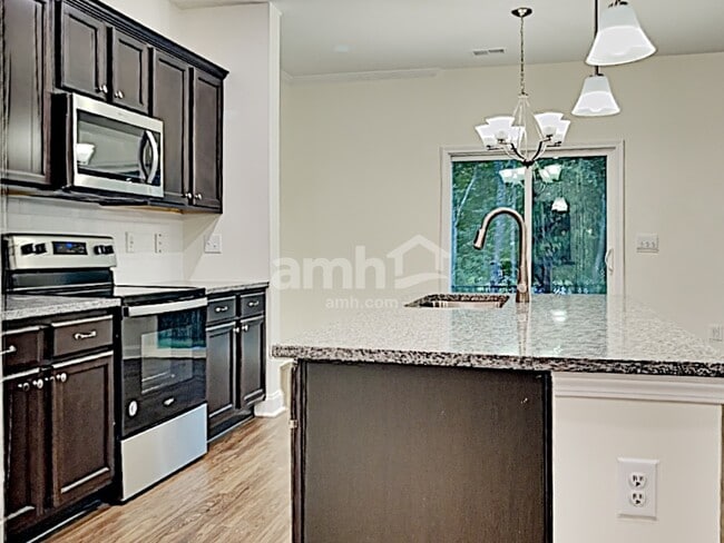 121 Sweet Gum Dr, Summerville, SC 29485 - photo 3