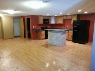 215 4th St W Unit 1, Finley, ND 58230