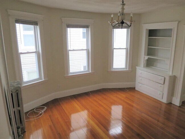 96 Conwell Ave unit 1, Somerville, MA 02144 - photo 3