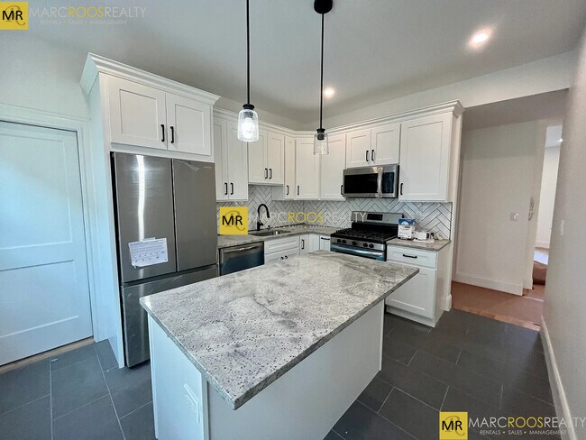 234 Calumet St unit 3, Boston, MA 02120 - photo 4