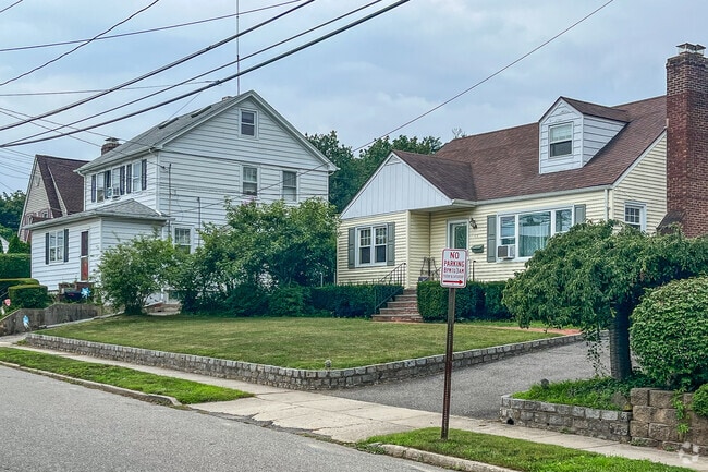 Glen Head has a variety of house style for home buyers to choose from.