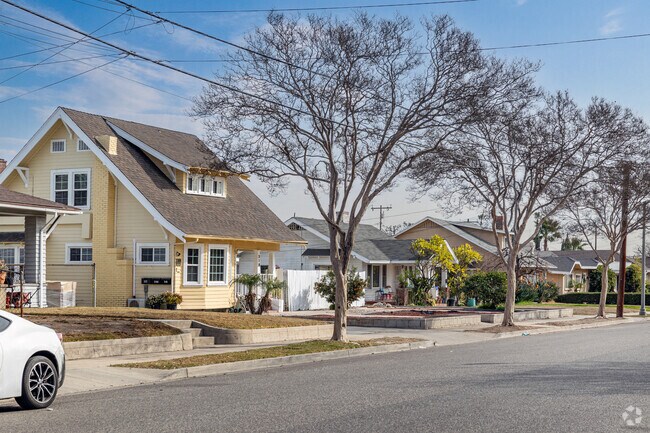 Alhambra Vista, CA has little housing availability with only one house having sold in 2024.
