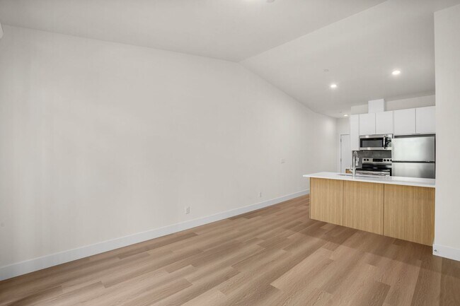 8417 SW 24th Ave unit 314, Portland, OR 97219 - photo 5