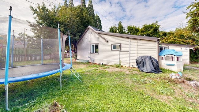 500 N Main St, Newberg, OR 97132 - photo 3