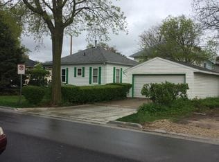 2103 Olive St, Cedar Falls, IA 50613