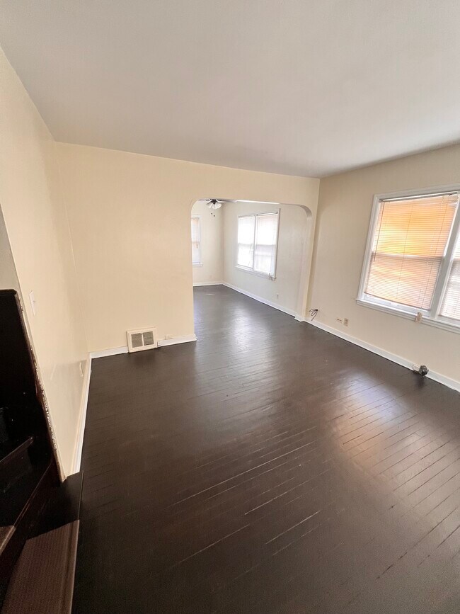 Living room + dinning