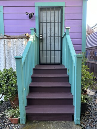 1236 30th St, Oakland, CA 94608